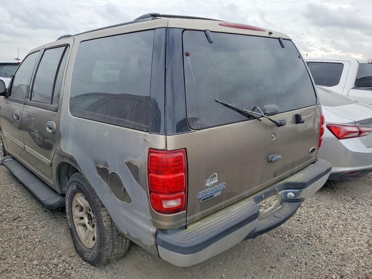2002 FORD EXPEDITION photo 6
