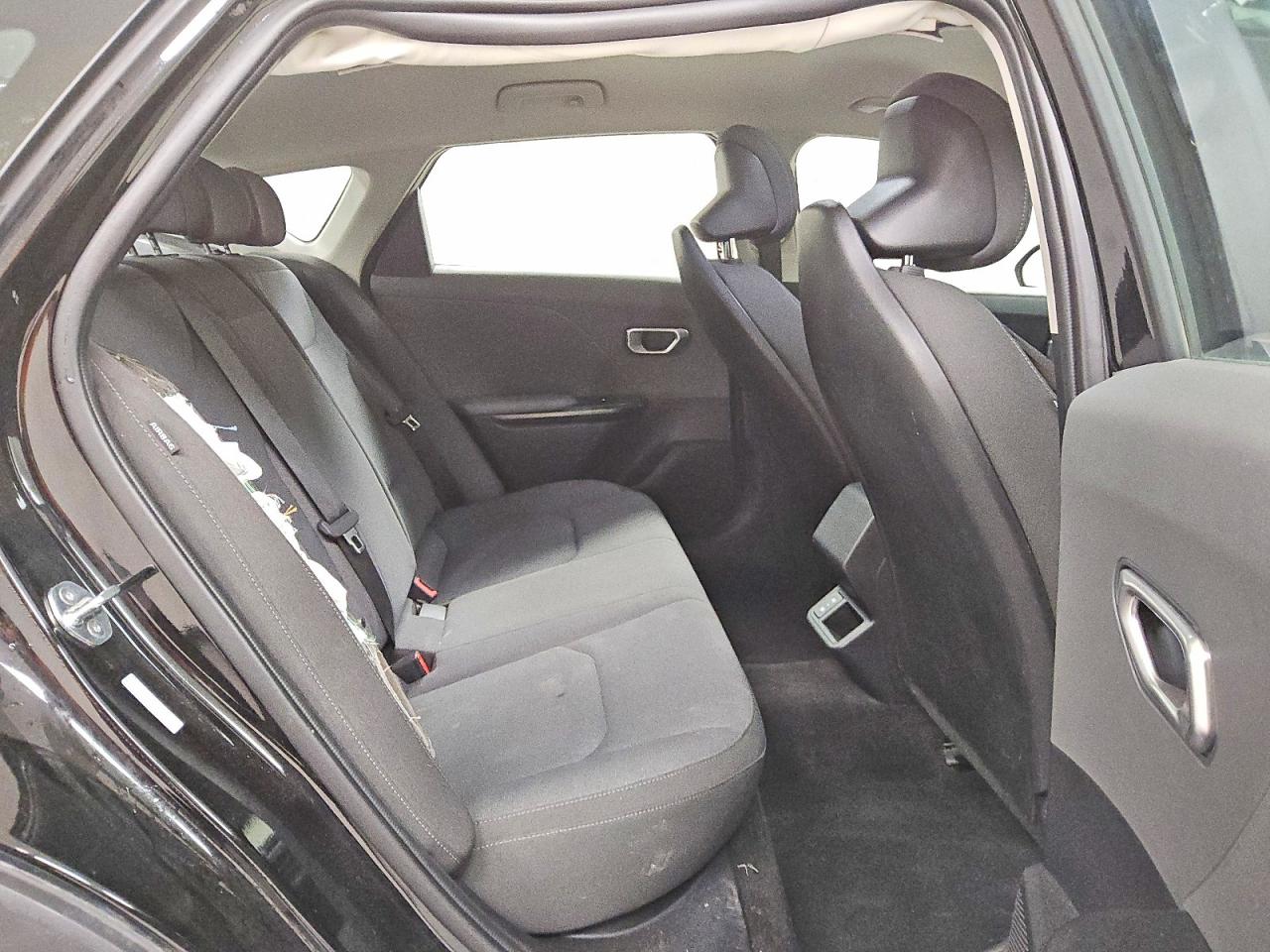 2025 KIA K4 LX photo 10