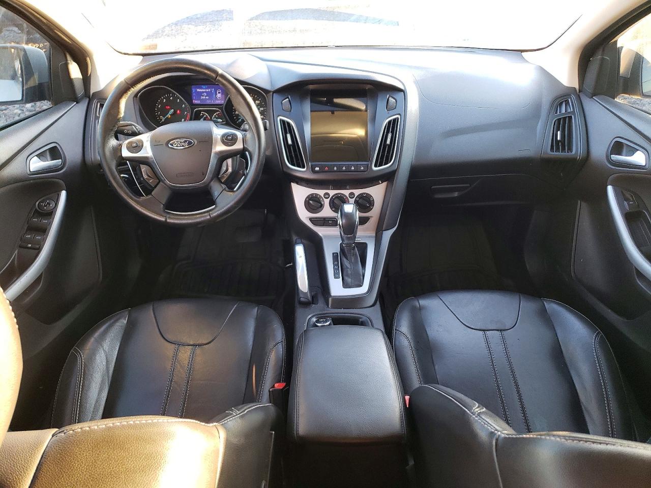 2013 FORD FOCUS SE photo 8