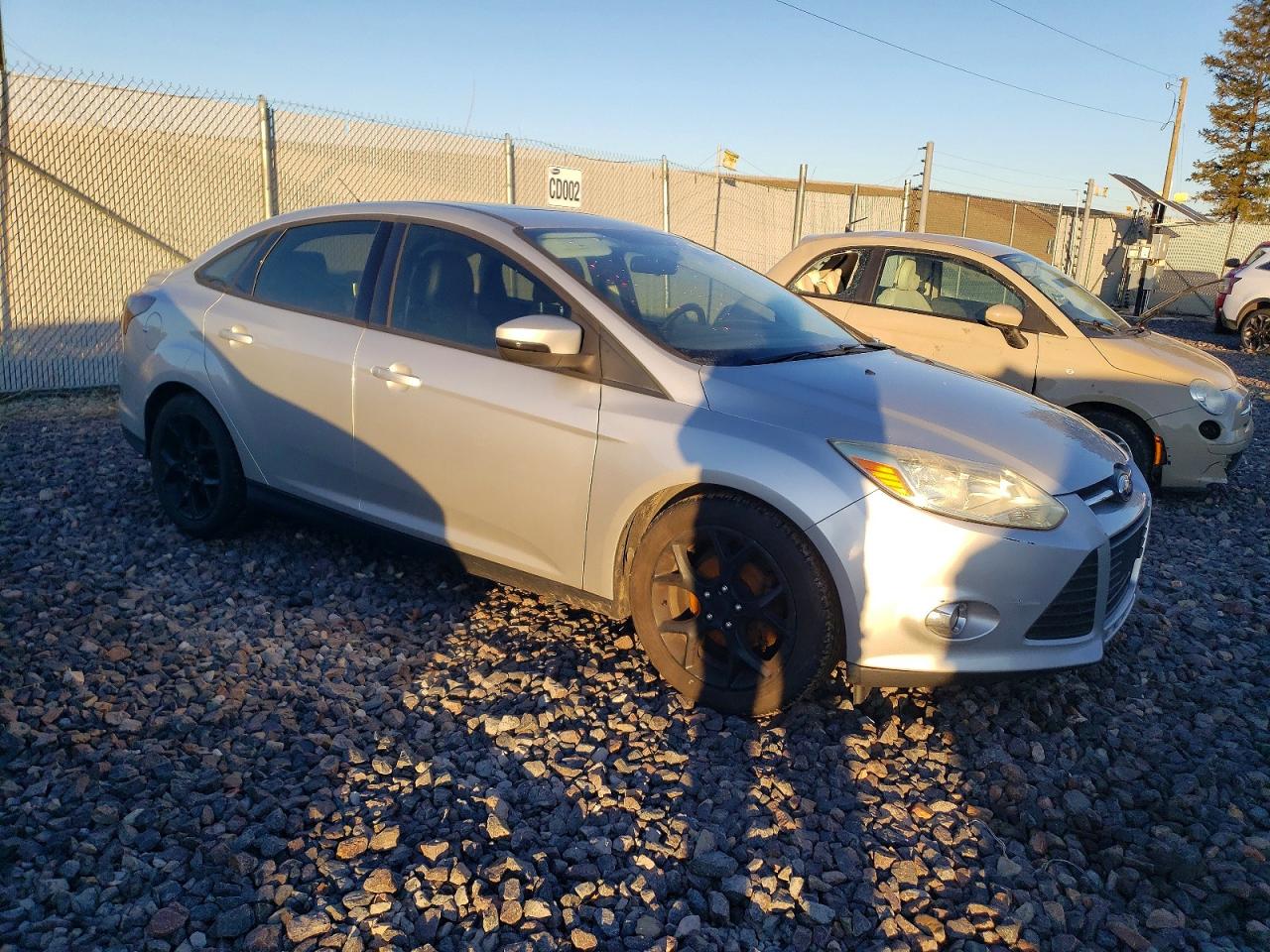 2013 FORD FOCUS SE photo 4