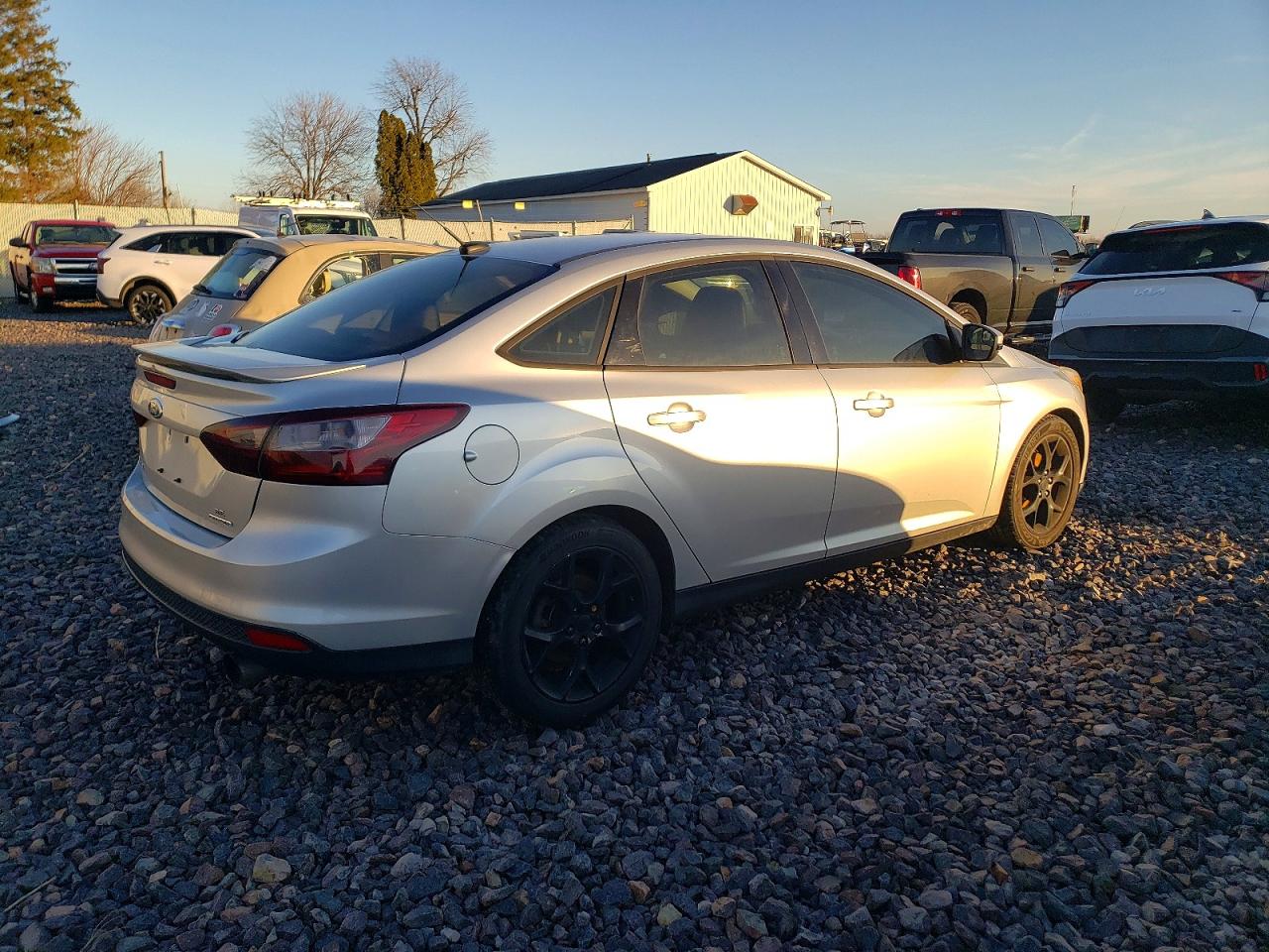 2013 FORD FOCUS SE photo 3