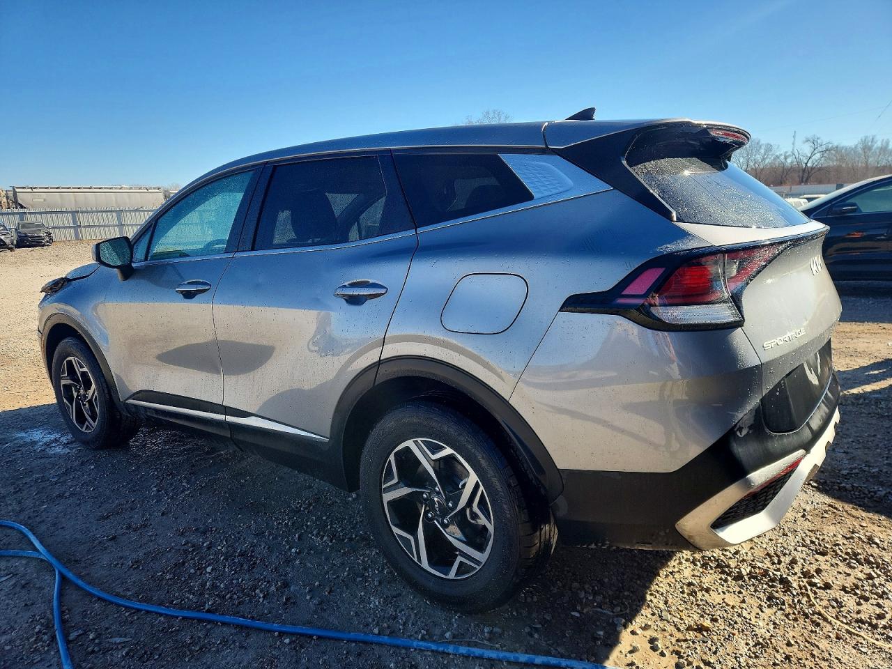 2023 KIA SPORTAGE LX photo 2