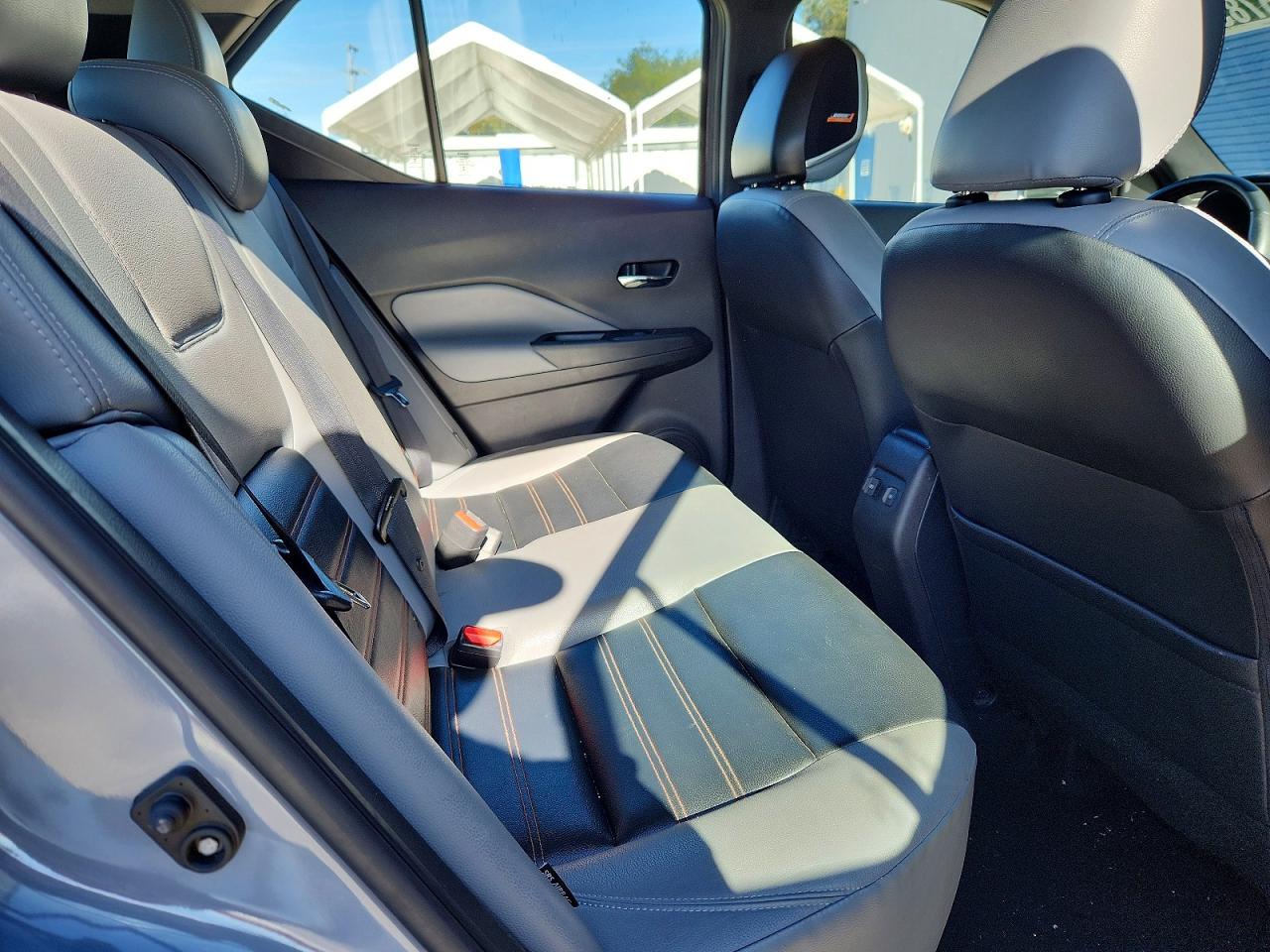 2023 NISSAN KICKS SR photo 11
