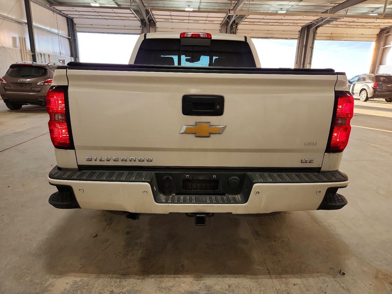 2015 CHEVROLET SILVERADO K1500 LTZ photo 6