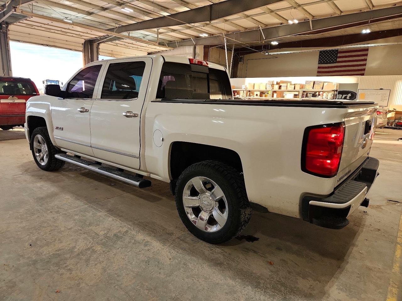 2015 CHEVROLET SILVERADO K1500 LTZ photo 2