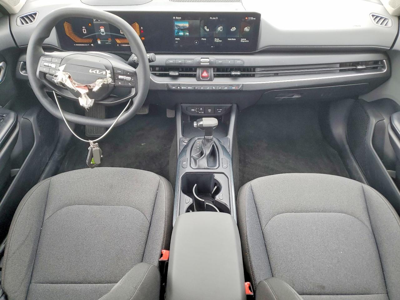 2025 KIA K4 LX photo 8