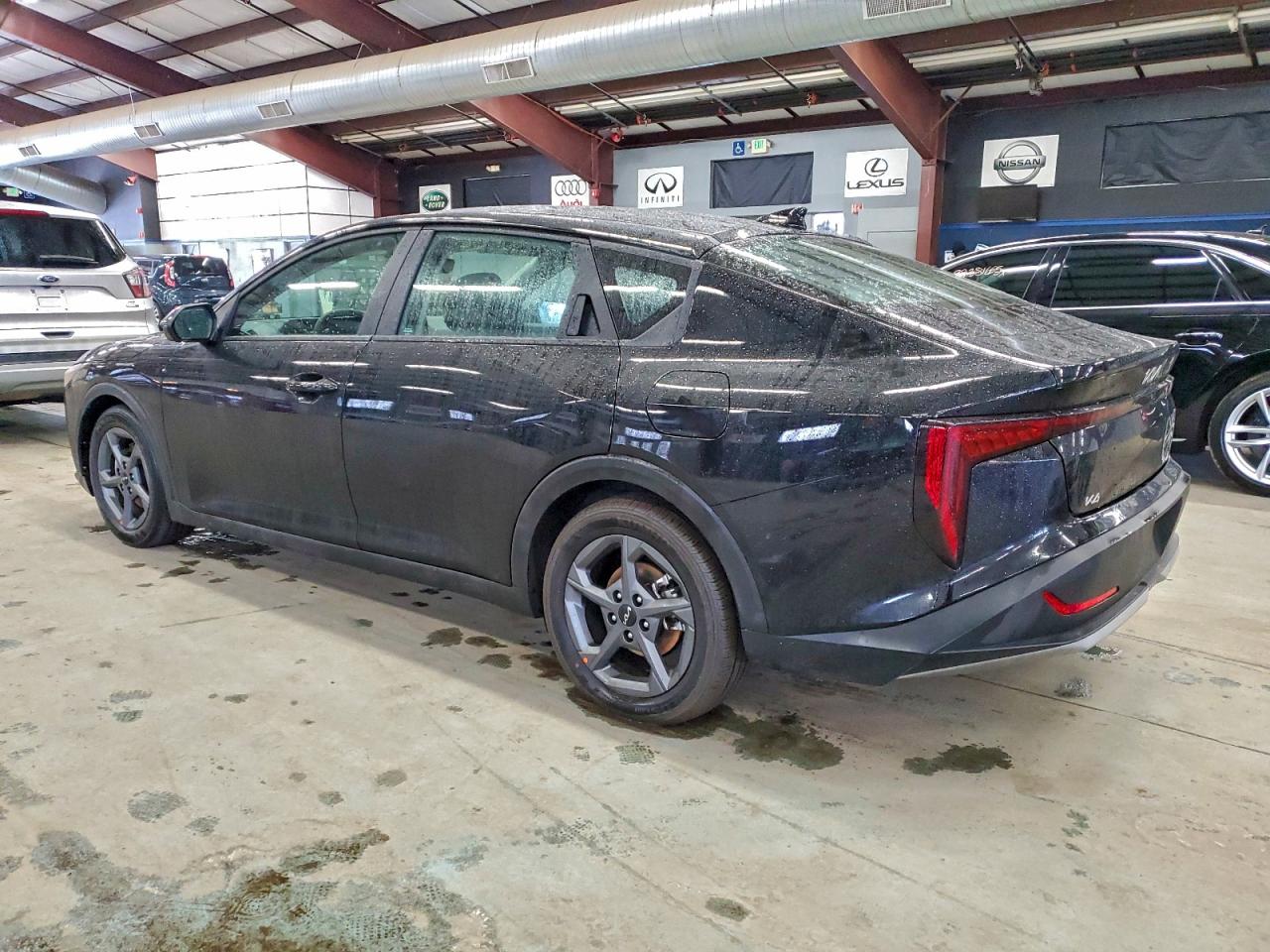 2025 KIA K4 LX photo 2