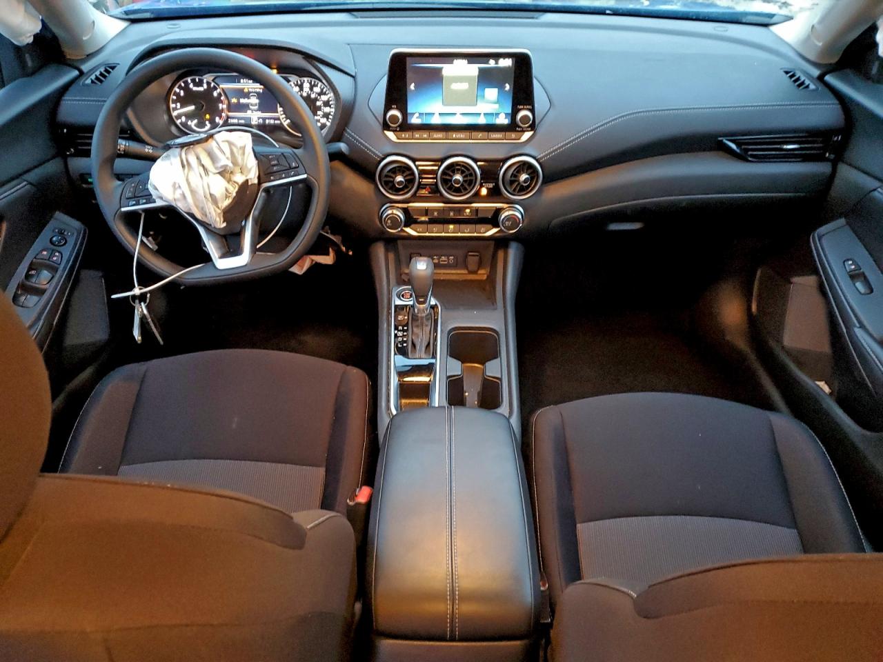 2025 NISSAN SENTRA SV photo 8