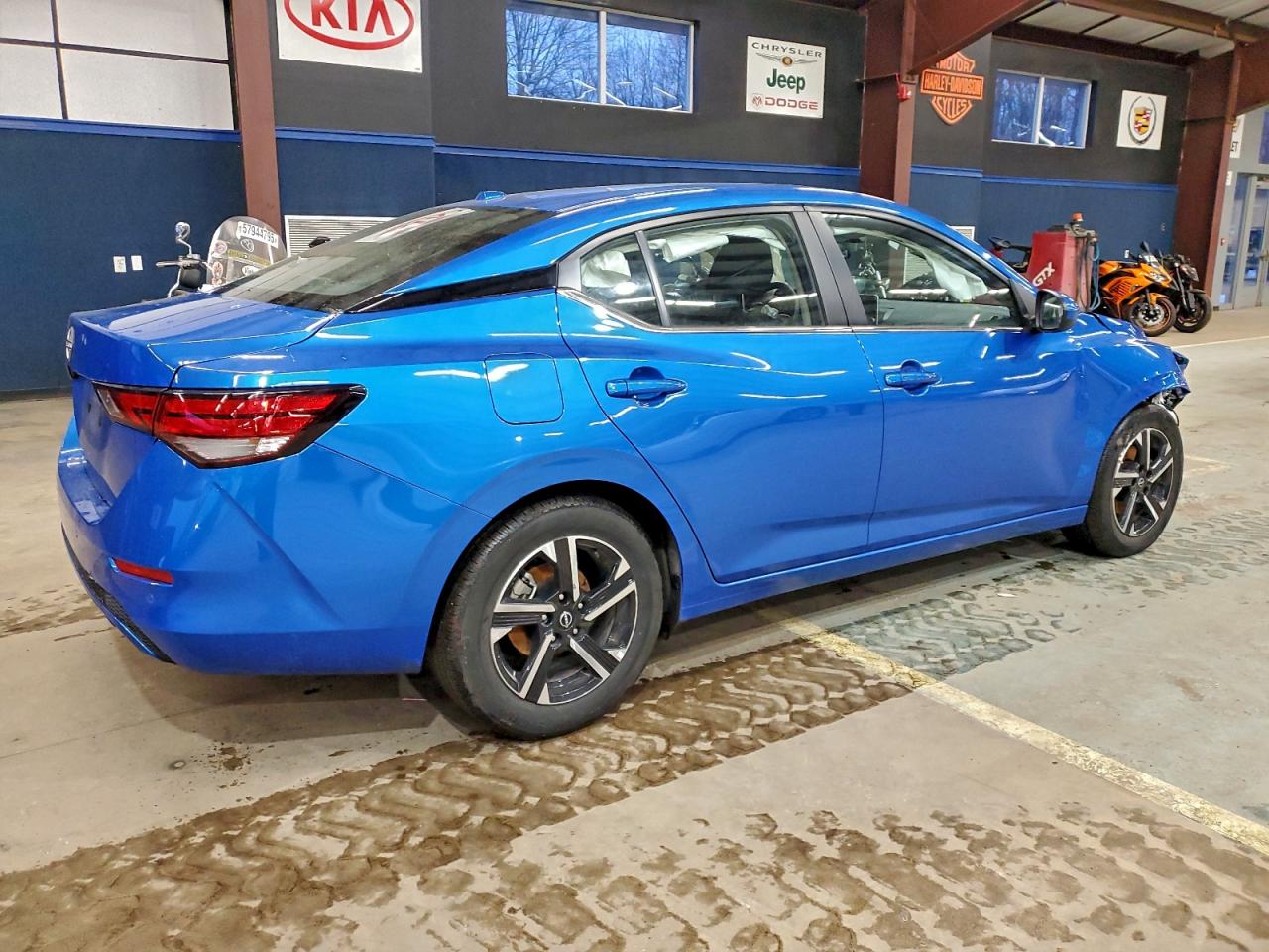 2025 NISSAN SENTRA SV photo 3
