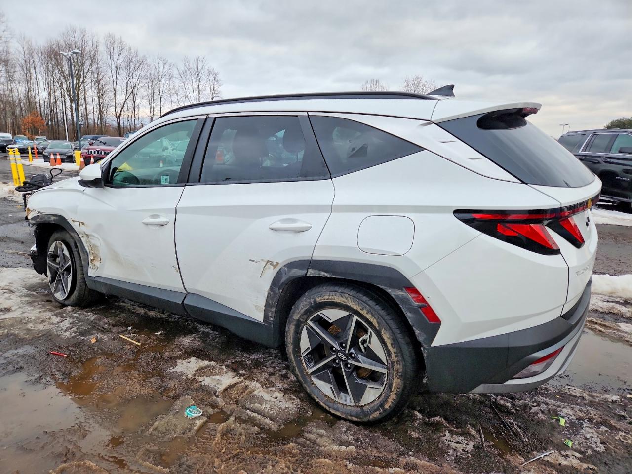 2025 HYUNDAI TUCSON SEL photo 2