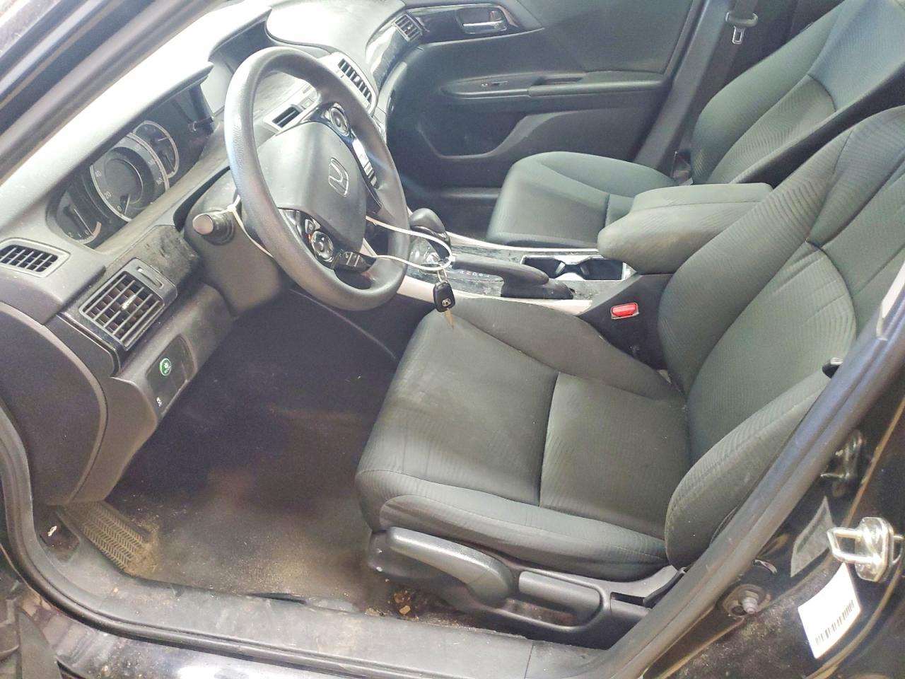 2016 HONDA ACCORD LX photo 7