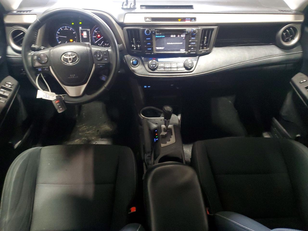2018 TOYOTA RAV4 ADVENTURE photo 8