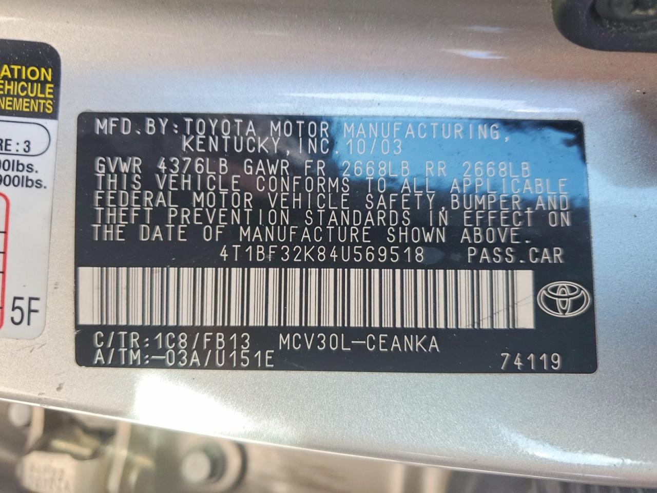 2004 TOYOTA CAMRY LE photo 12
