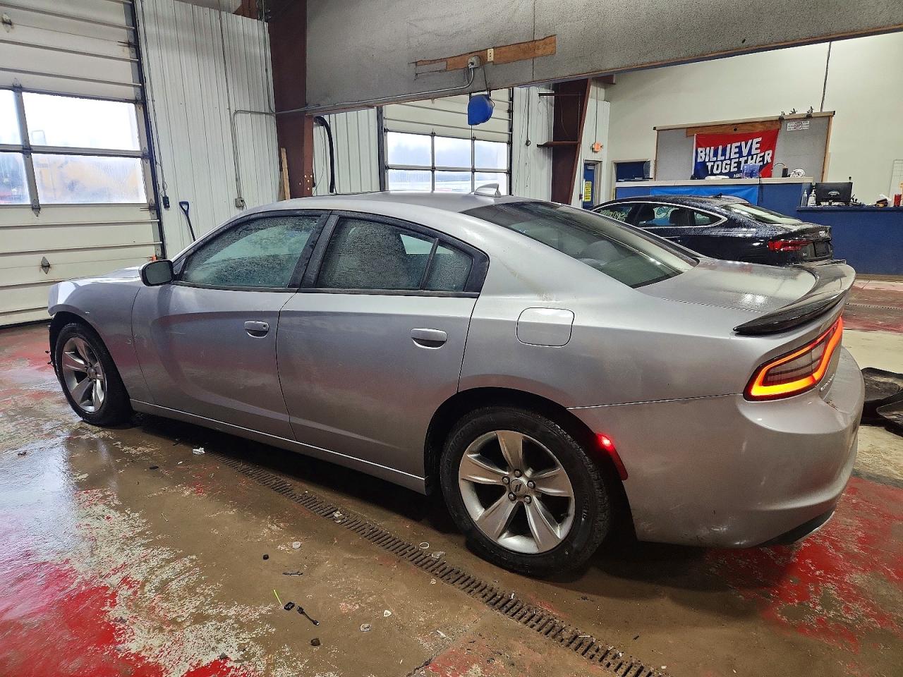 2015 DODGE CHARGER SXT photo 3