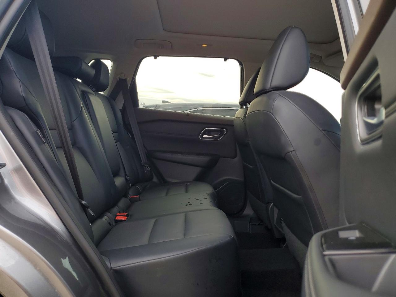 2021 NISSAN ROGUE SV photo 11