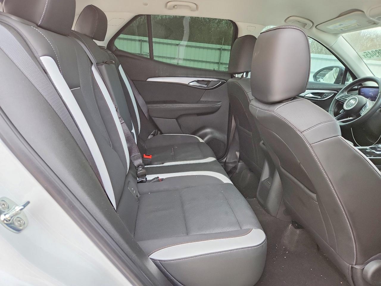 2025 BUICK ENVISION SPORT TOURING photo 11