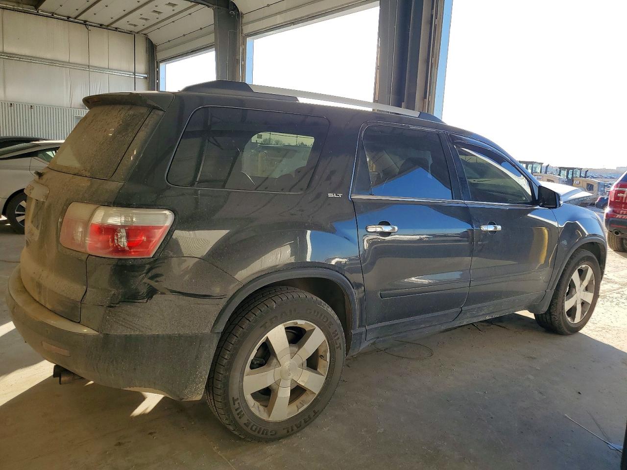 2011 GMC ACADIA SLT-1 photo 3