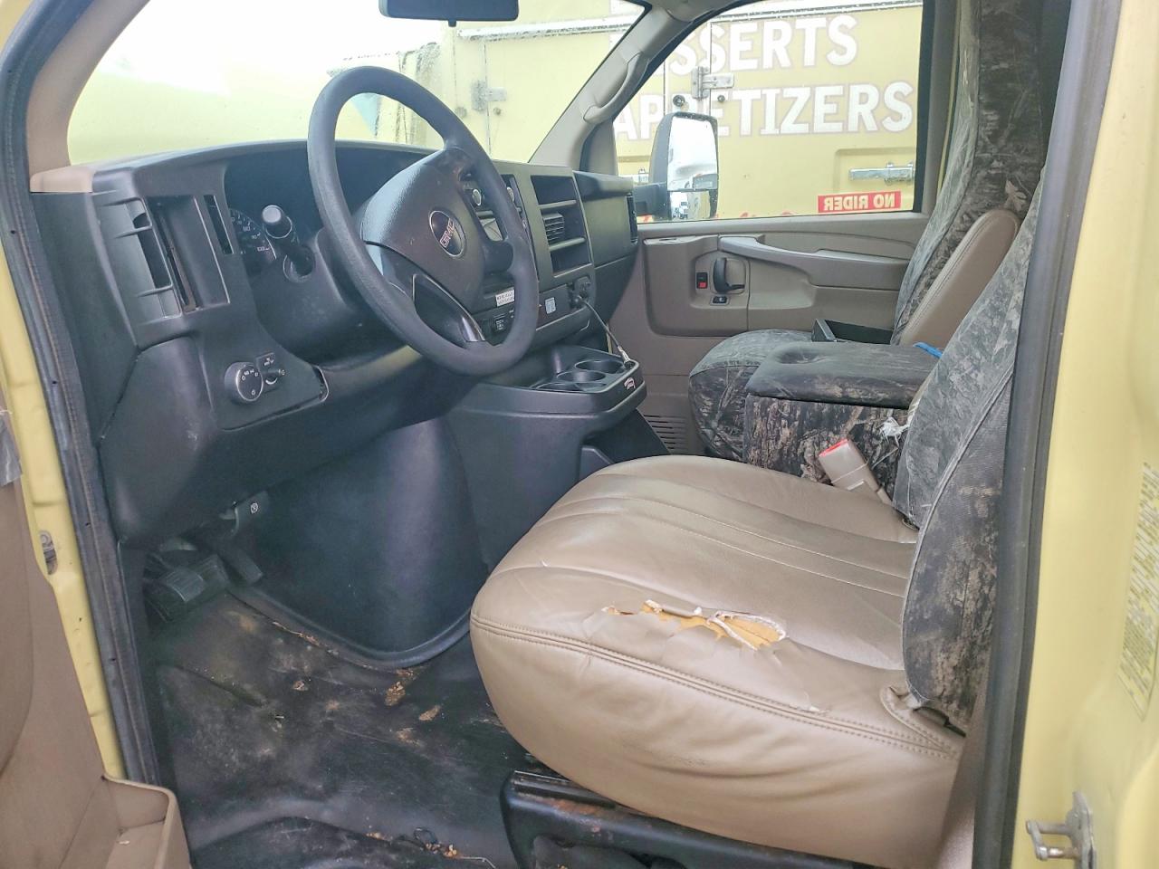 2014 GMC SAVANA CUTAWAY G4500 photo 7