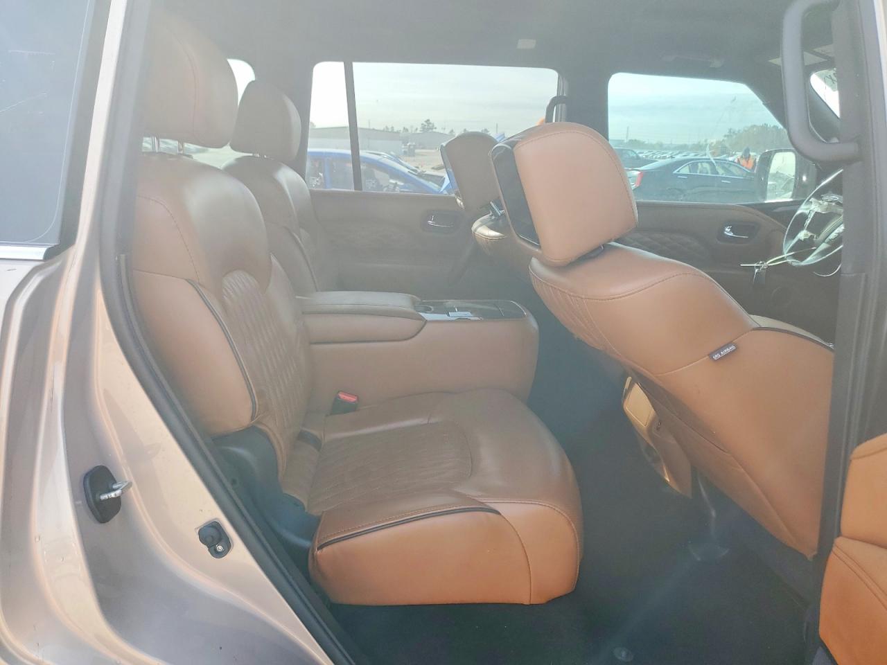 2022 INFINITI QX80 SENSORY photo 11