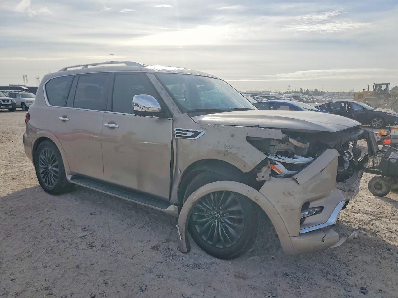 2022 INFINITI QX80 SENSORY photo 4