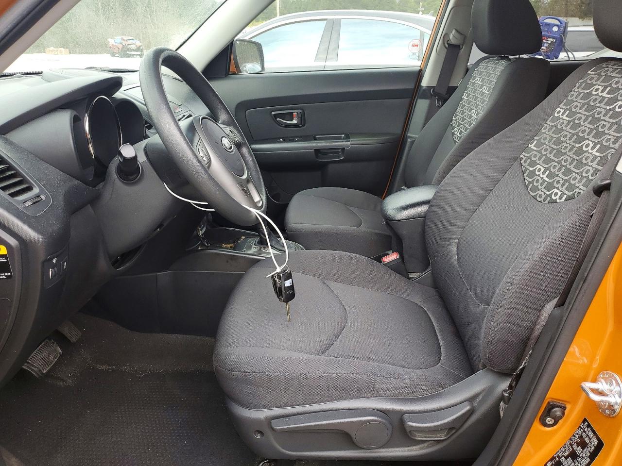 2011 KIA SOUL + photo 7