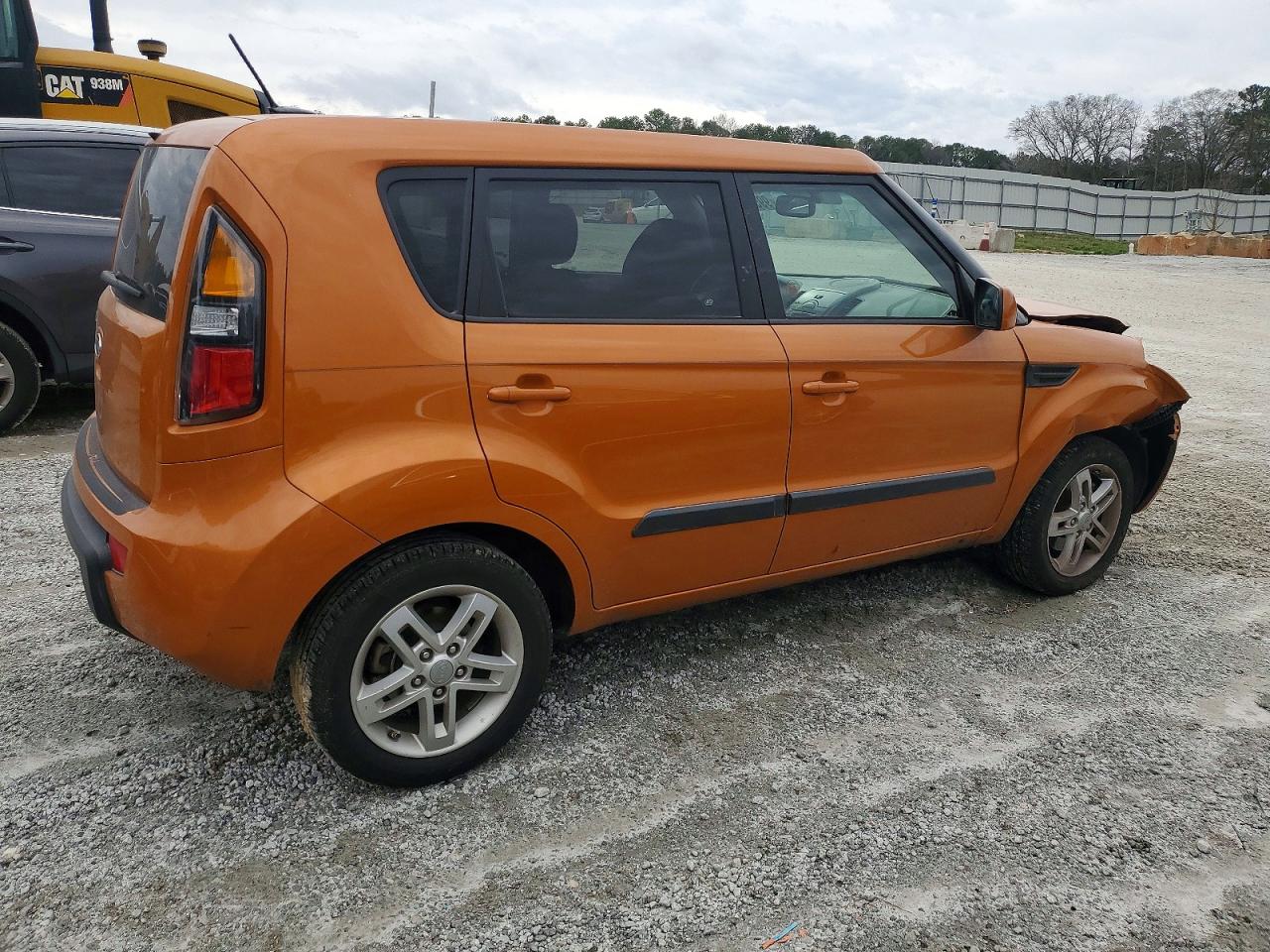 2011 KIA SOUL + photo 3