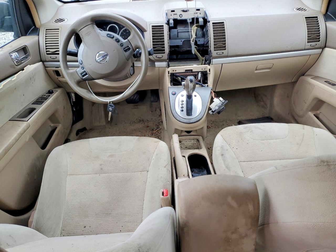 2010 NISSAN SENTRA photo 8