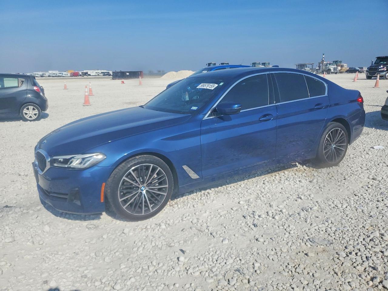 2023 BMW 530