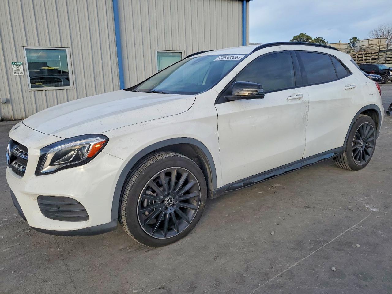 2019 MERCEDES-BENZ GLA