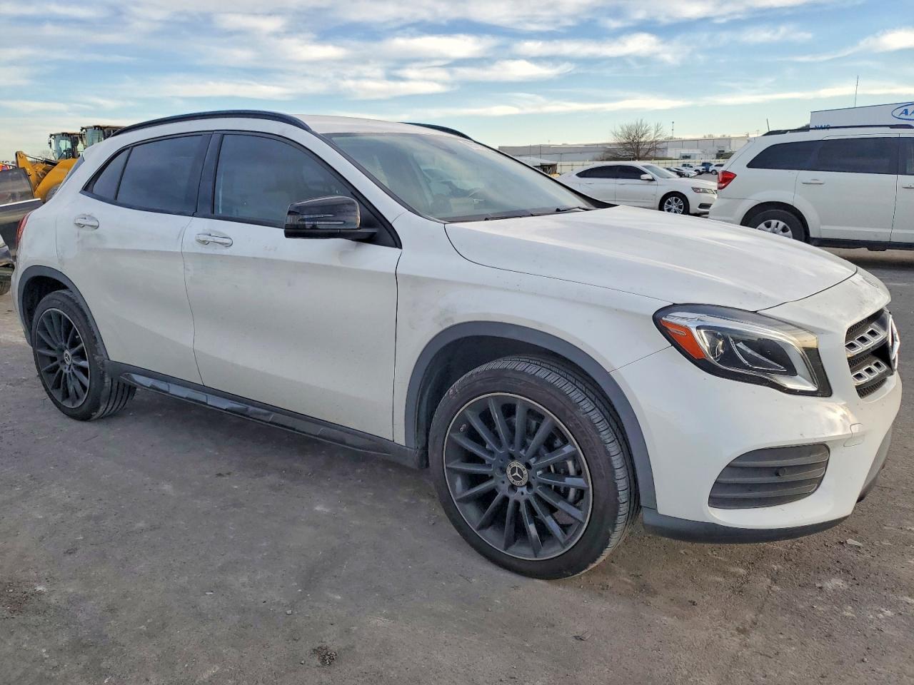 2019 MERCEDES-BENZ GLA 250 4MATIC photo 7