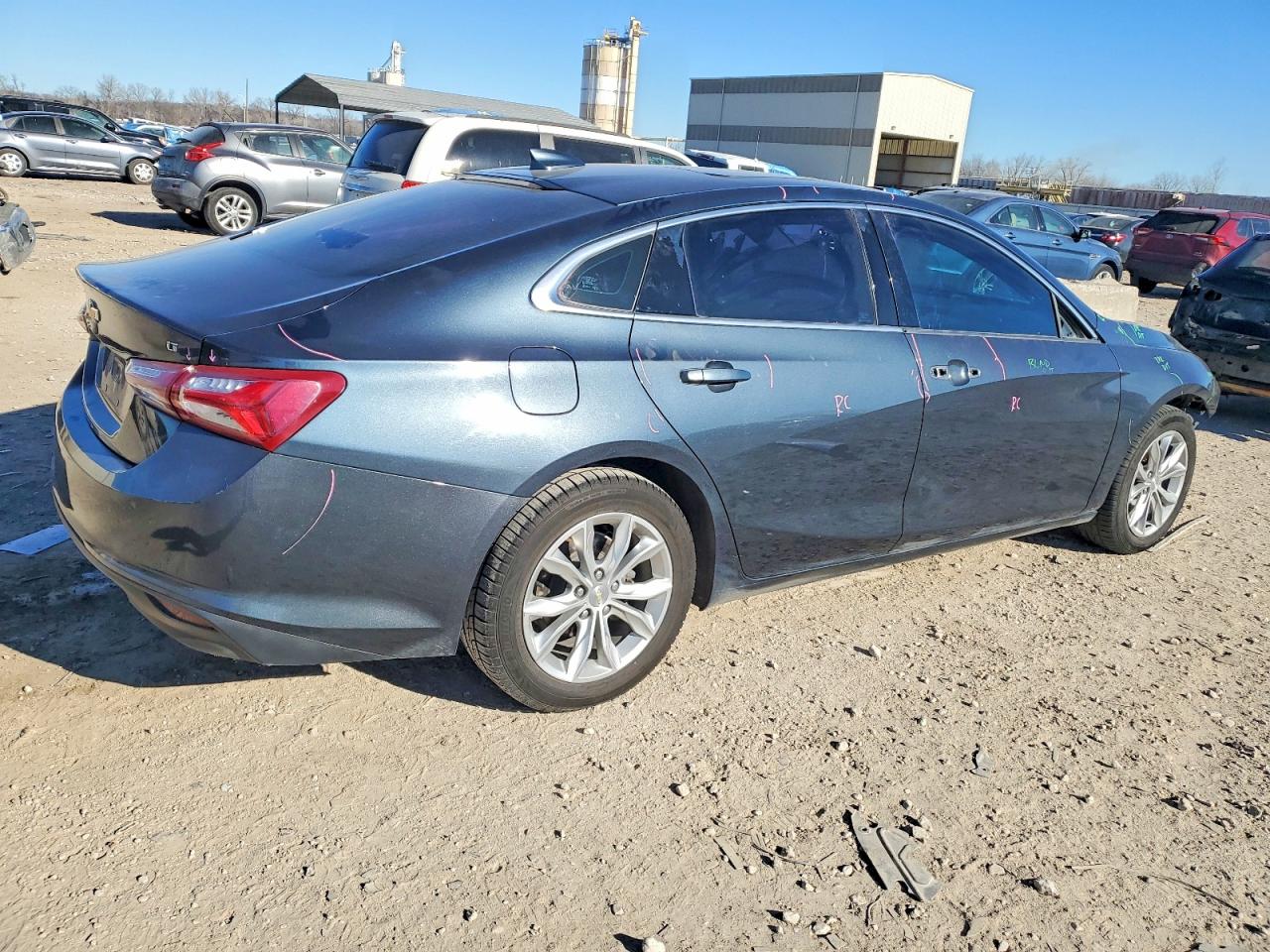 2020 CHEVROLET MALIBU LT photo 3