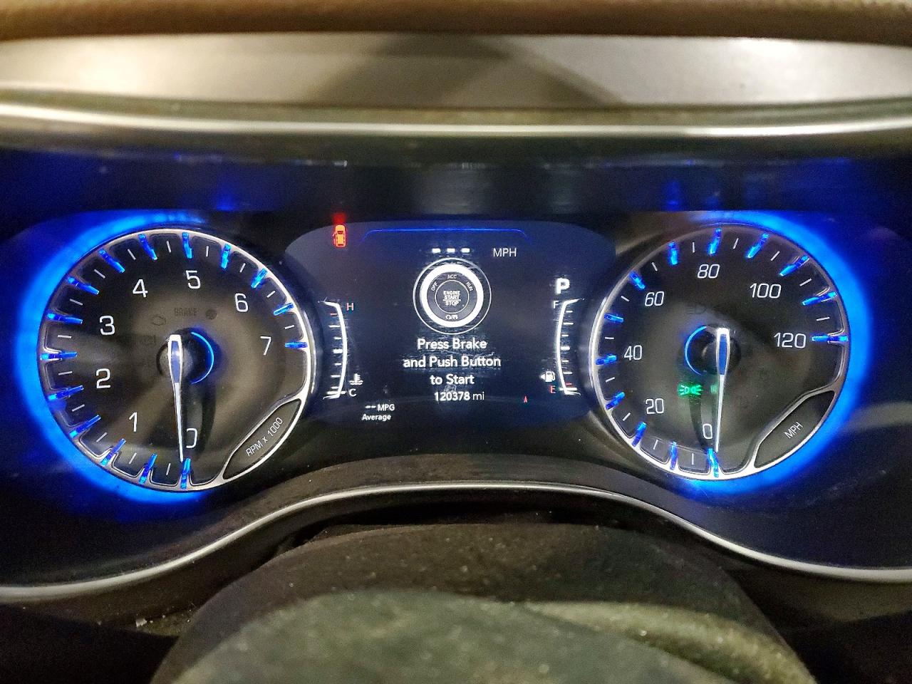 2019 CHRYSLER PACIFICA LIMITED photo 9