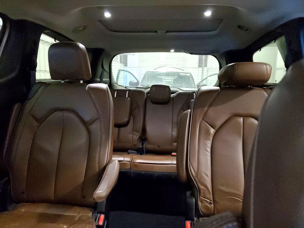 2019 CHRYSLER PACIFICA LIMITED photo 10
