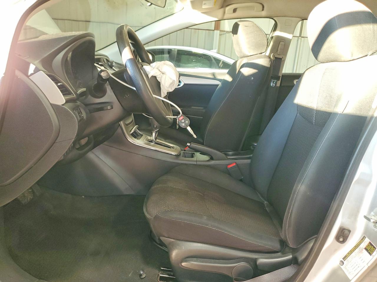 2014 NISSAN SENTRA S photo 7