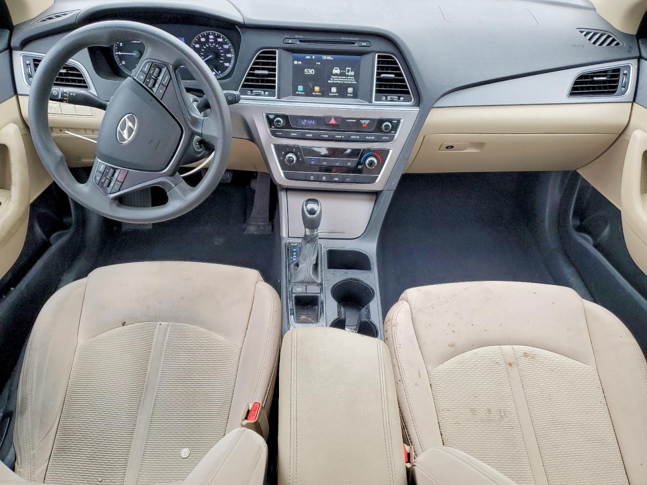2017 HYUNDAI SONATA SE photo 8