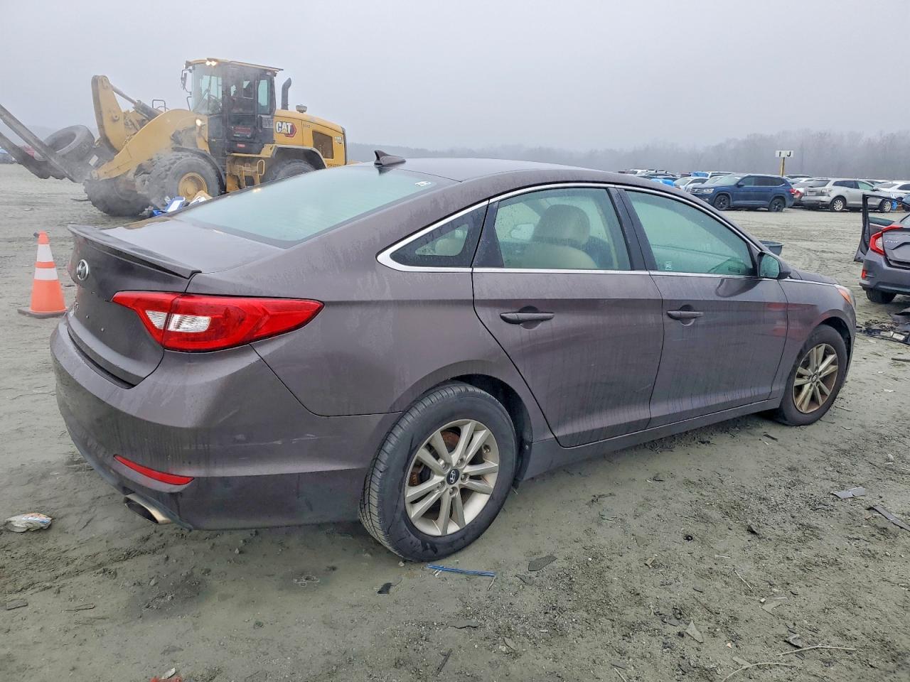 2017 HYUNDAI SONATA SE photo 3