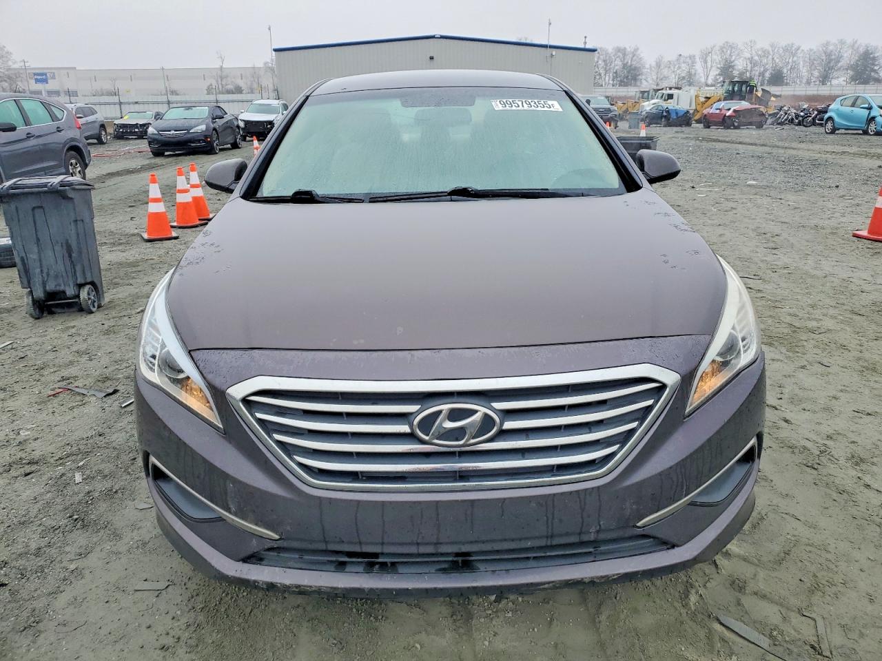 2017 HYUNDAI SONATA SE photo 5