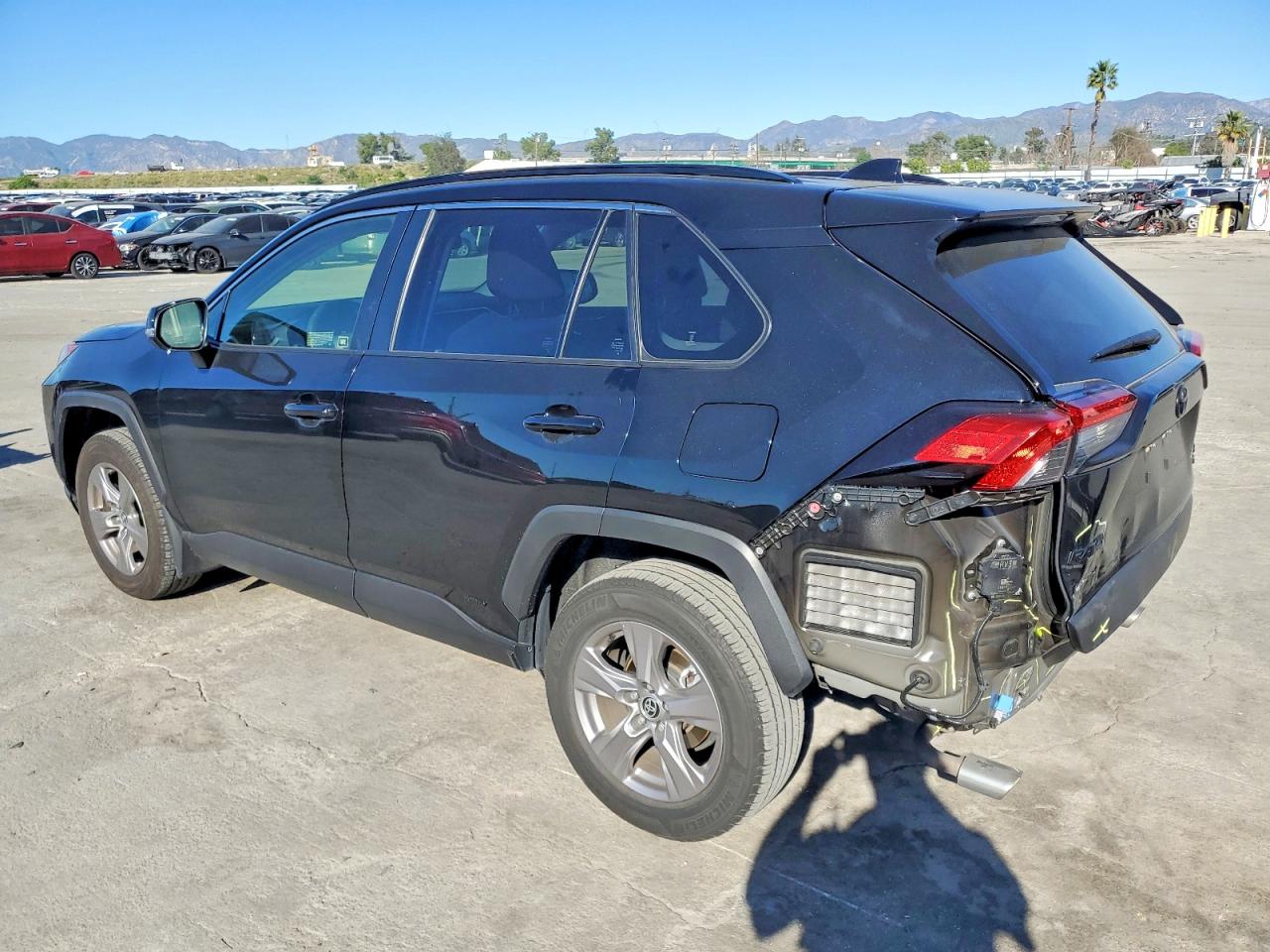2024 TOYOTA RAV4 XLE photo 2