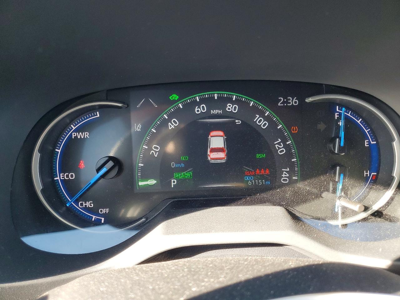 2024 TOYOTA RAV4 XLE photo 9