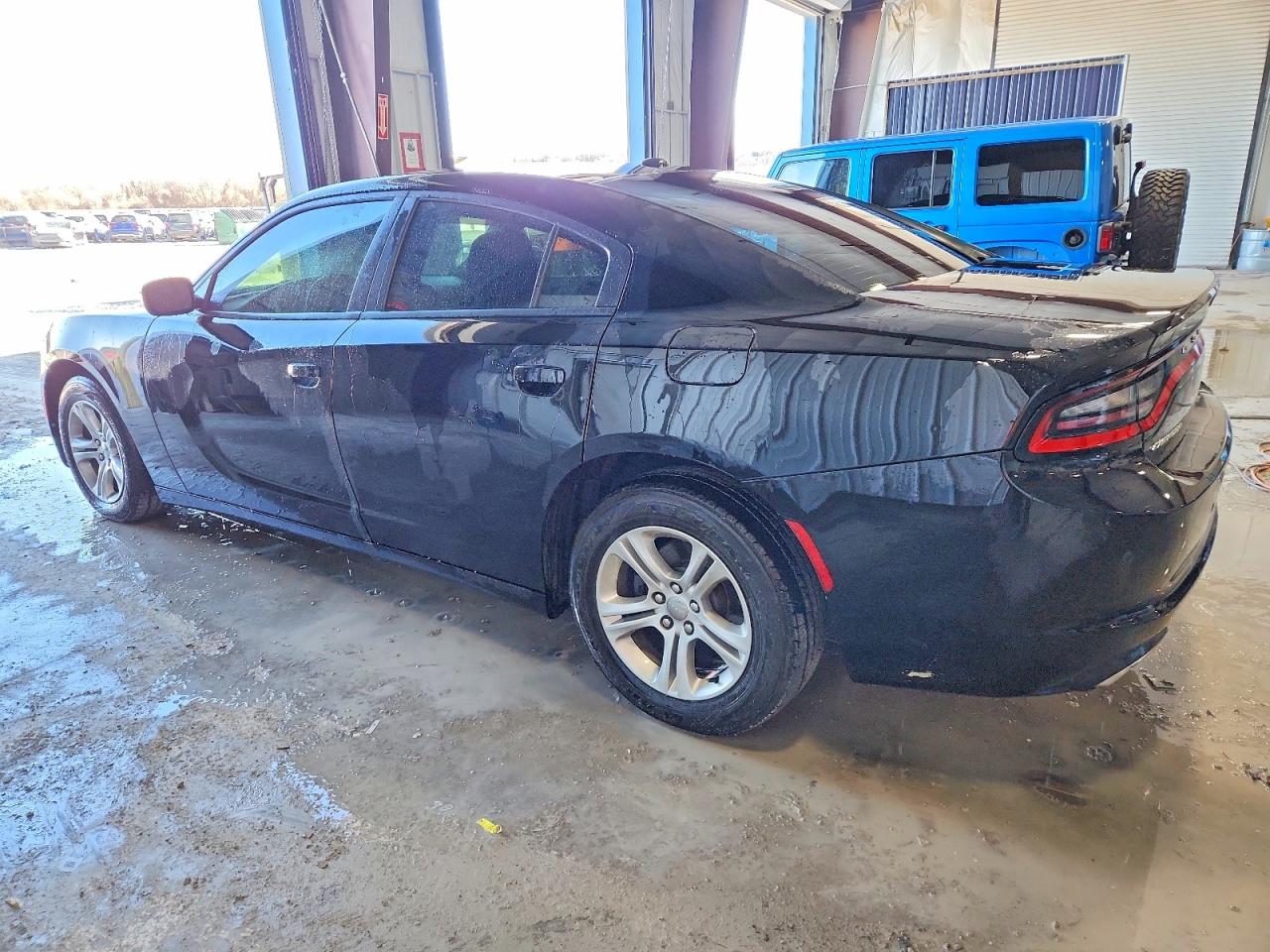 2020 DODGE CHARGER SXT photo 2