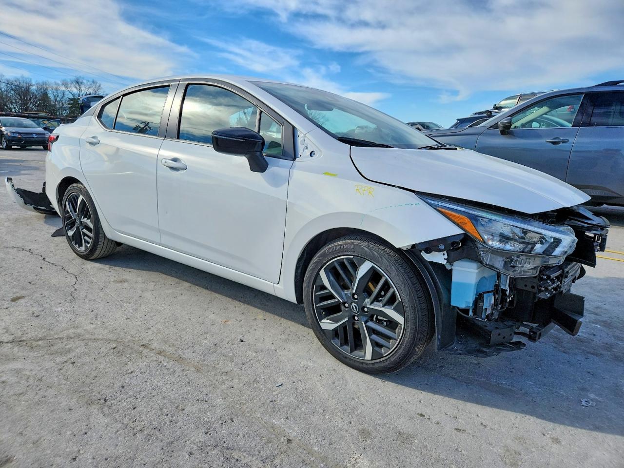 2024 NISSAN VERSA SR photo 4