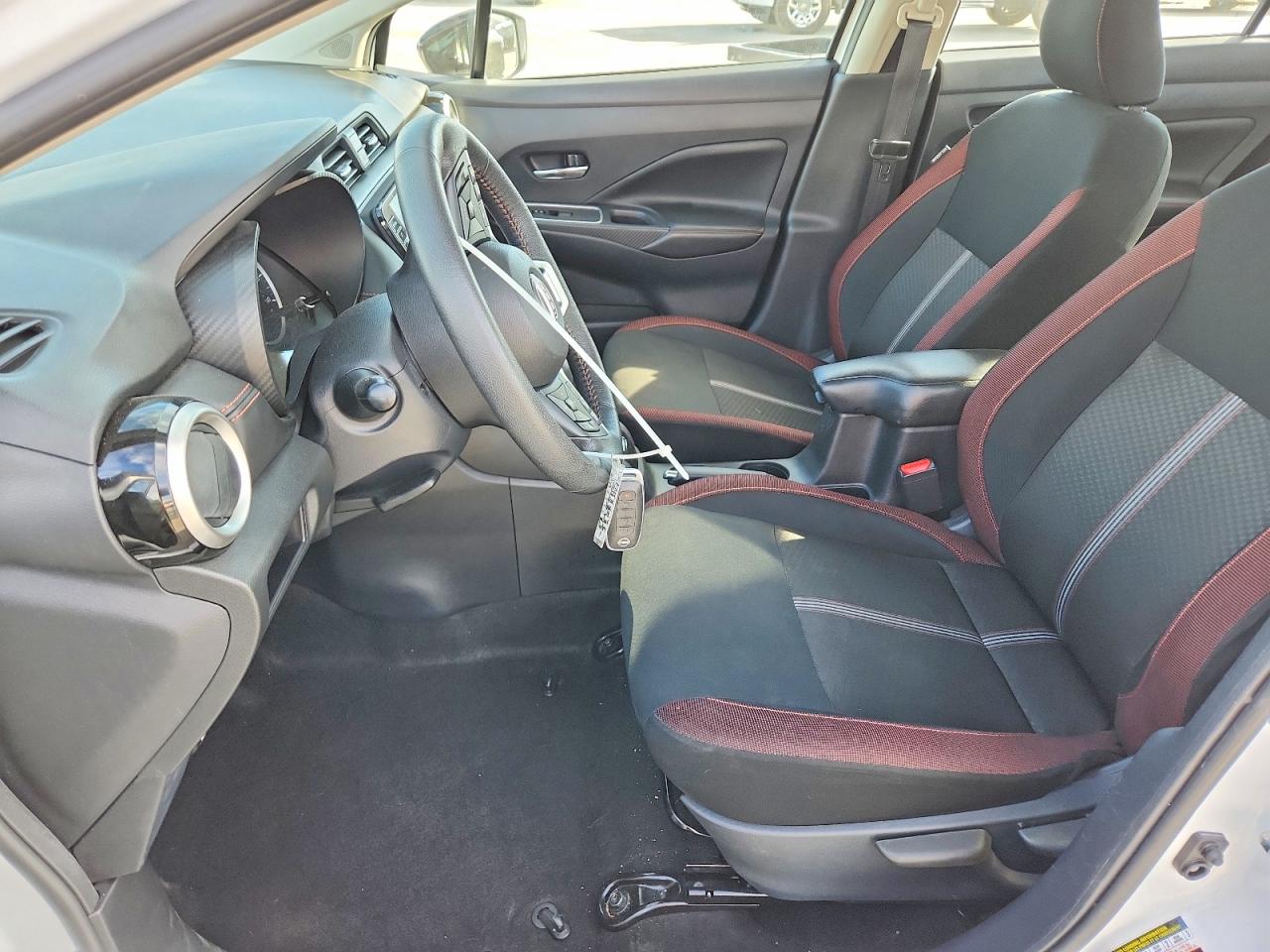 2024 NISSAN VERSA SR photo 7