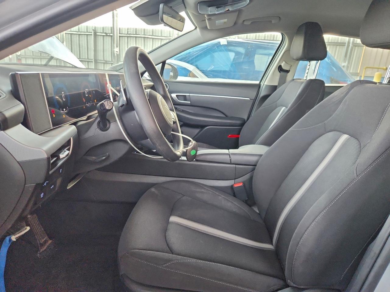2025 HYUNDAI SONATA SEL photo 7