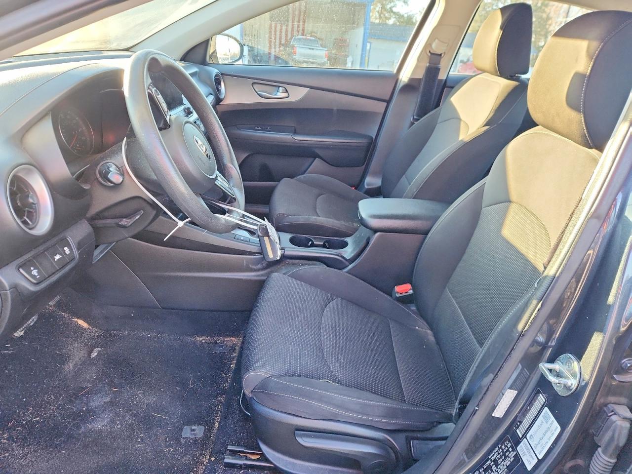 2020 KIA FORTE FE photo 7
