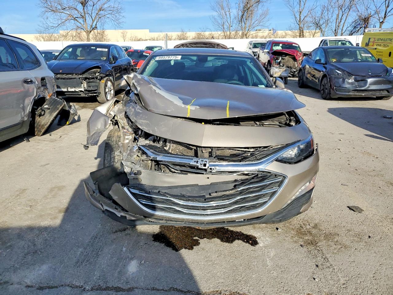 2022 CHEVROLET MALIBU LT photo 5