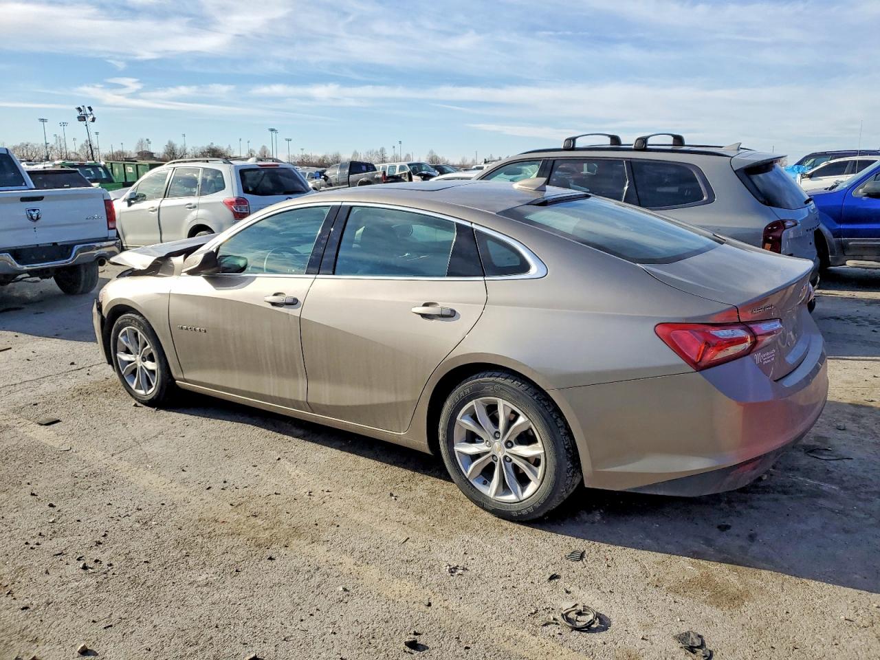 2022 CHEVROLET MALIBU LT photo 2