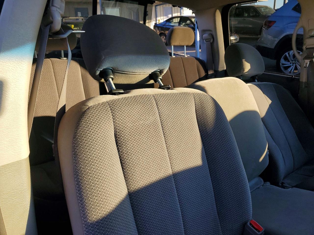 2004 DODGE RAM 1500 ST photo 10