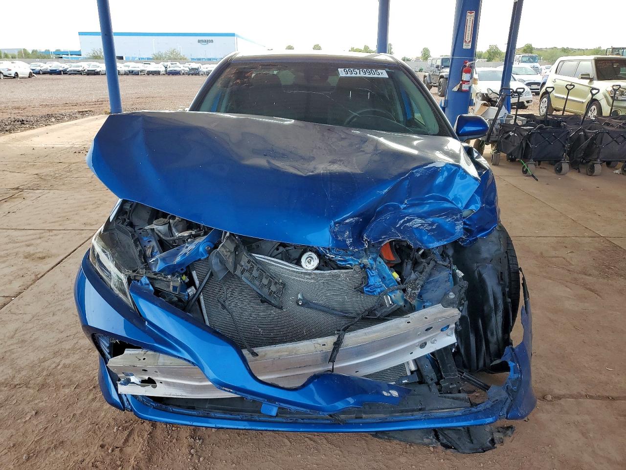 2020 TOYOTA CAMRY LE photo 5