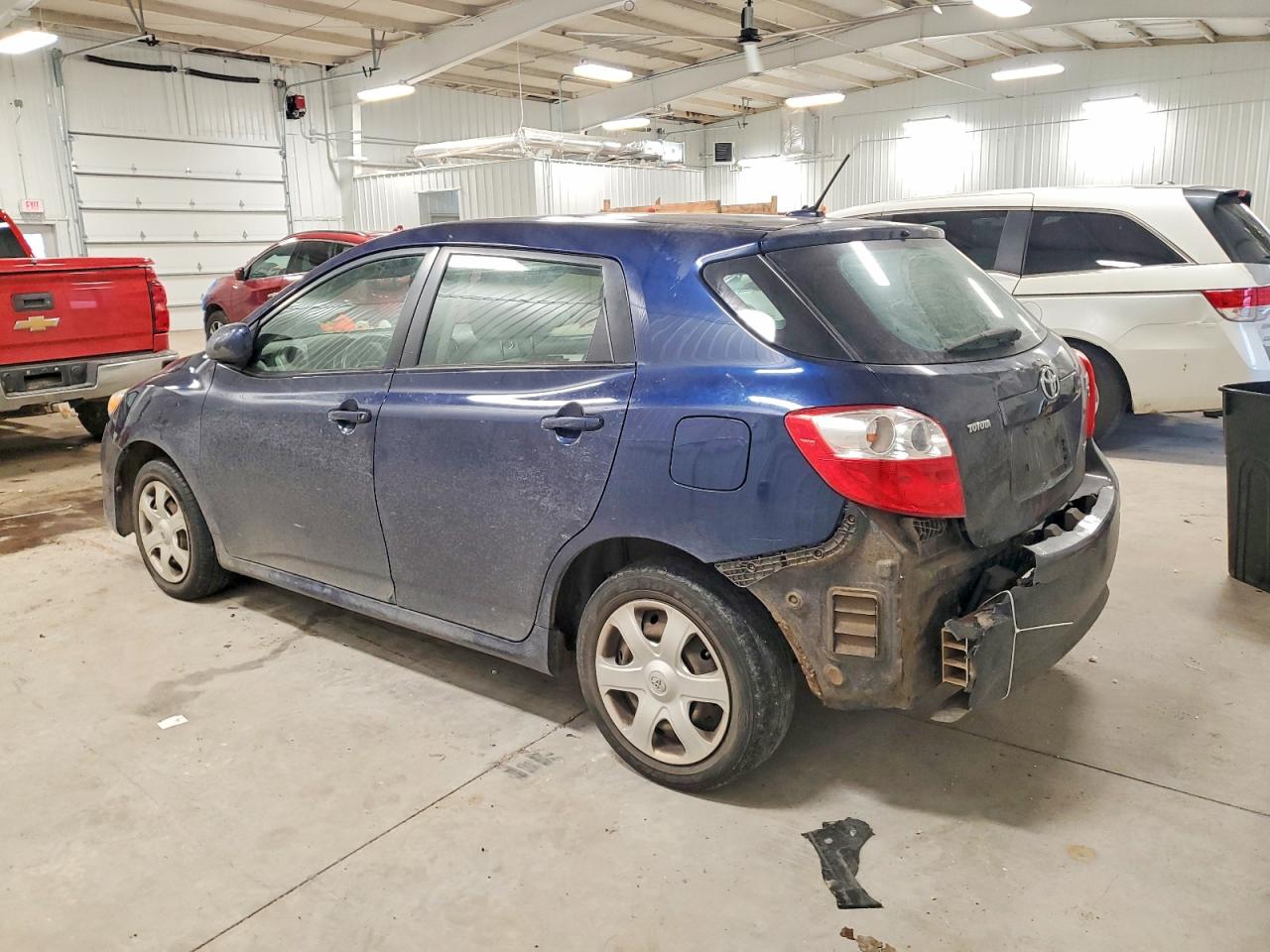 2009 TOYOTA COROLLA MATRIX S photo 2