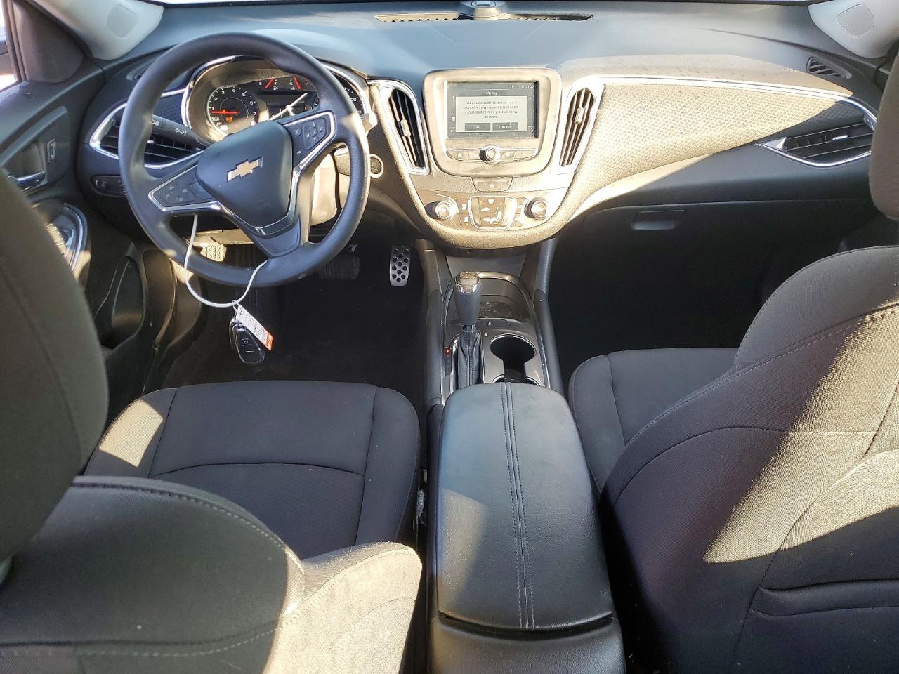 2016 CHEVROLET MALIBU LT photo 8